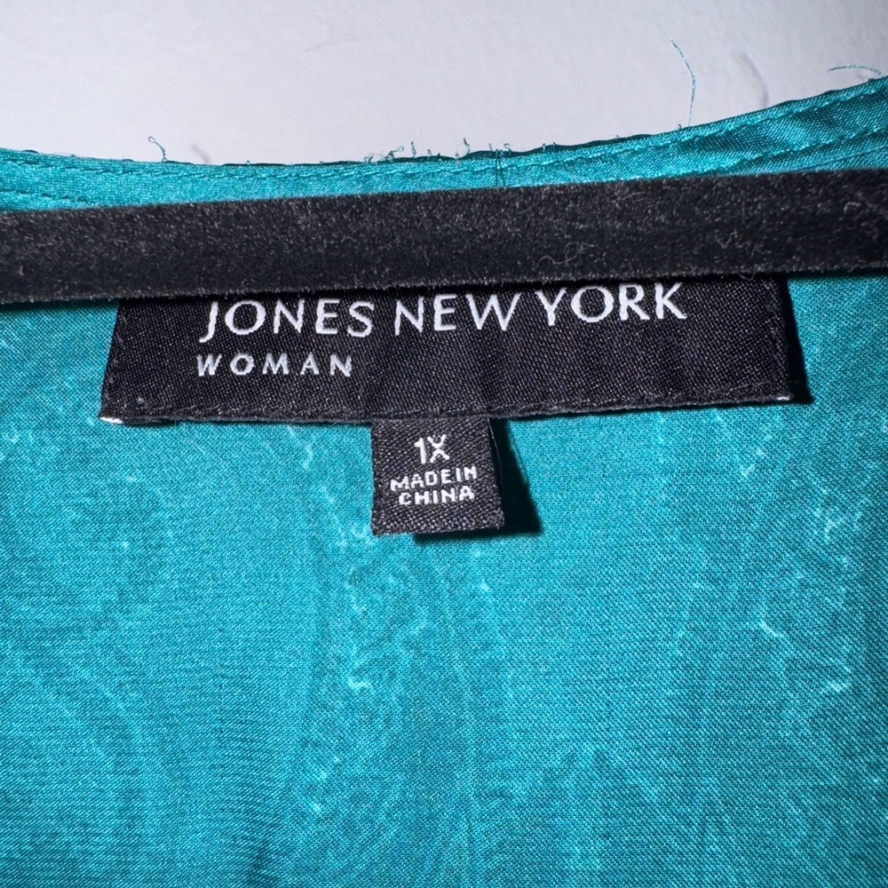 Jones New York Teal and Black Embroidered Tunic - Picture 9 of 9